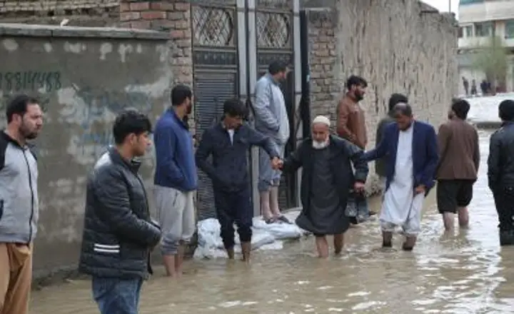 مصرع 17 شخصا إثر فيضانات مفاجئة في أفغانستان