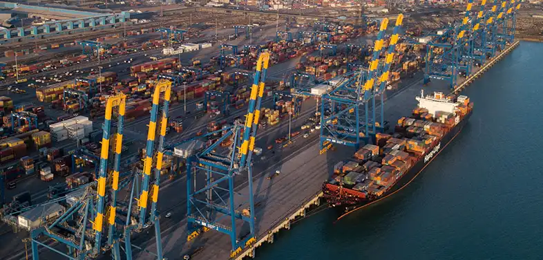 المملكة العربية السعودية تجذب ميناء موندرا الهندي إلى شبكة خليجية أوسع
