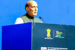 وزير الدفاع الهندي يدعو الشركات الأمريكية لإنشاء وحدات تصنيع في الهند
