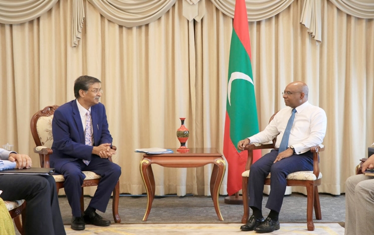 وزير الخارجية المالديفي يعرب عن امتنانه لمساهمات الهند في تعزيز كفاءة موظفي الخدمة المدنية لجزر المالديف