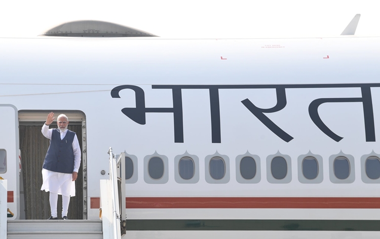 رئيس الوزراء مودي يغادر إلى بالي لحضور قمة مجموعة العشرين