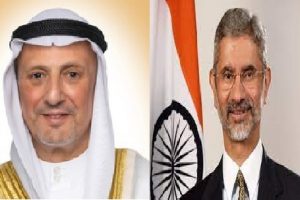وزير الخارجية الهندي يناقش مع نظيره الكويتي العلاقات الثنائية