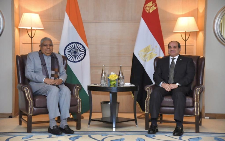 نائب الرئيس جاغديب دانخار يلتقي برئيس مصر