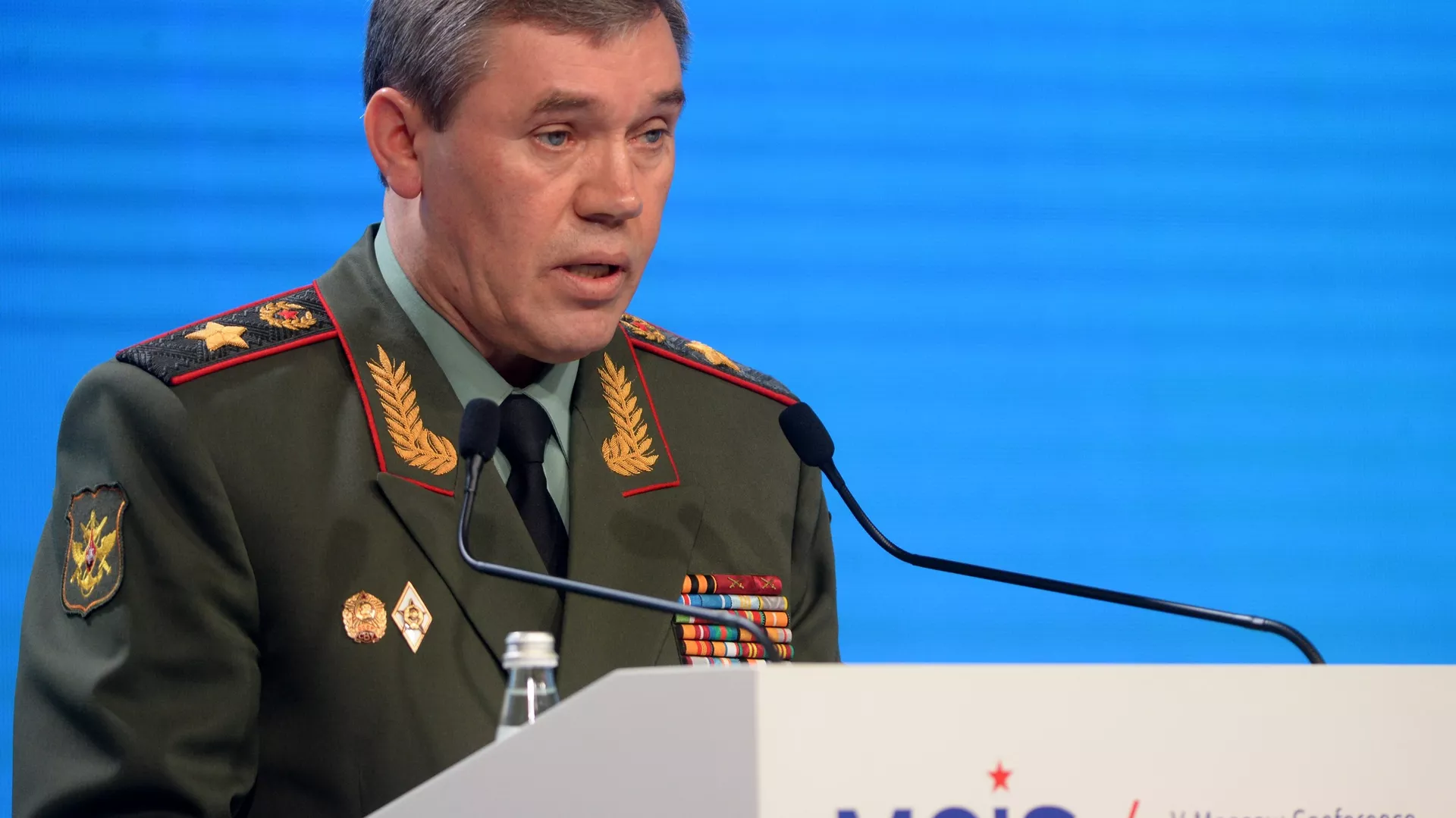 روسيا تعين قائدا عسكريا جديدا في أوكرانيا