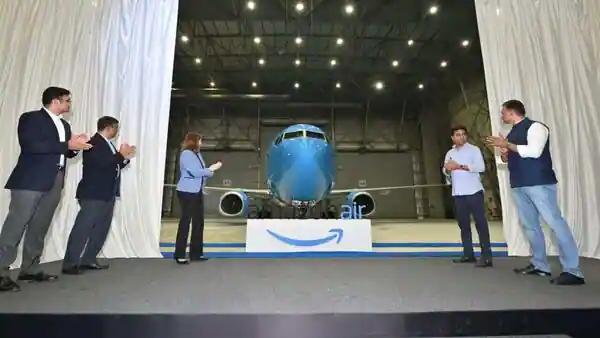 أمازون تبدأ خدمات الشحن الجوي في الهند
