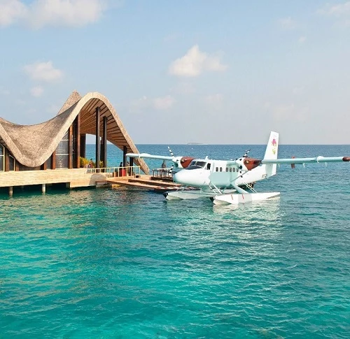 جايشانكار يزور جزر المالديف وسريلانكا