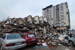 الأمم المتحدة: الأضرار التي لحقت بالبنية التحتية تعرقل جهود الإغاثة في تركيا
