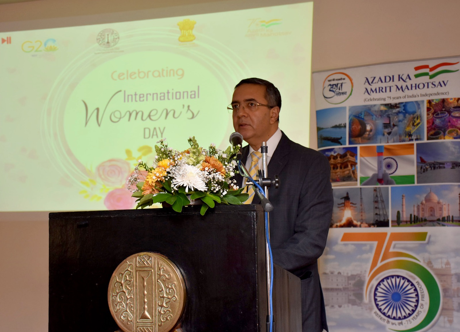 الاحتفال باليوم العالمي للمرأة في مركز مولانا آزاد الثقافي الهندي بالقاهرة