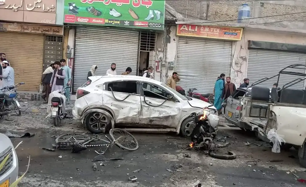 مصرع أربعة أشخاص جراء انفجار استهدف الشرطة في باكستان
