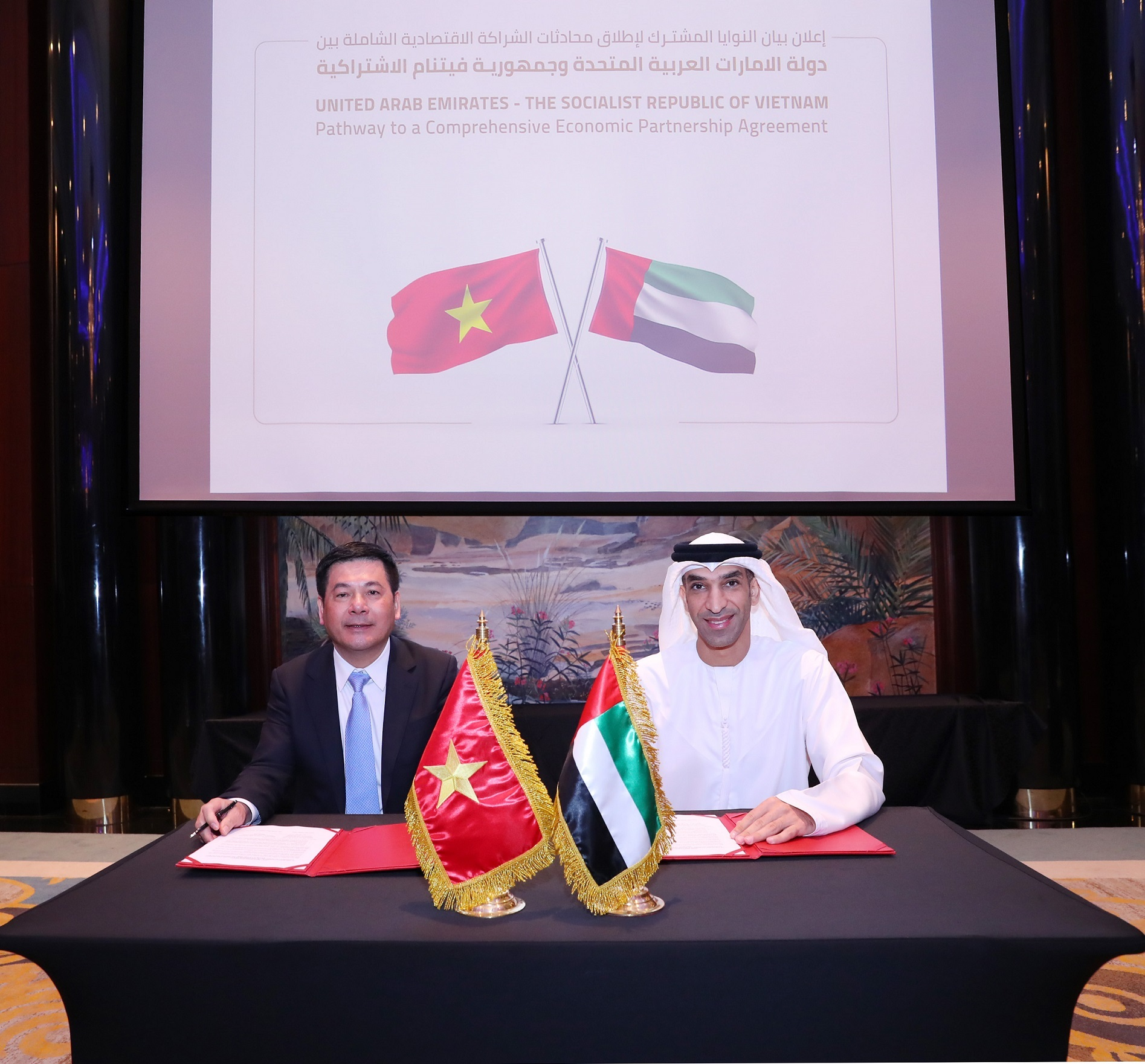 الإمارات وفيتنام توقعان إعلانًا لبدء محادثات حول اتفاقية شراكة اقتصادية شاملة