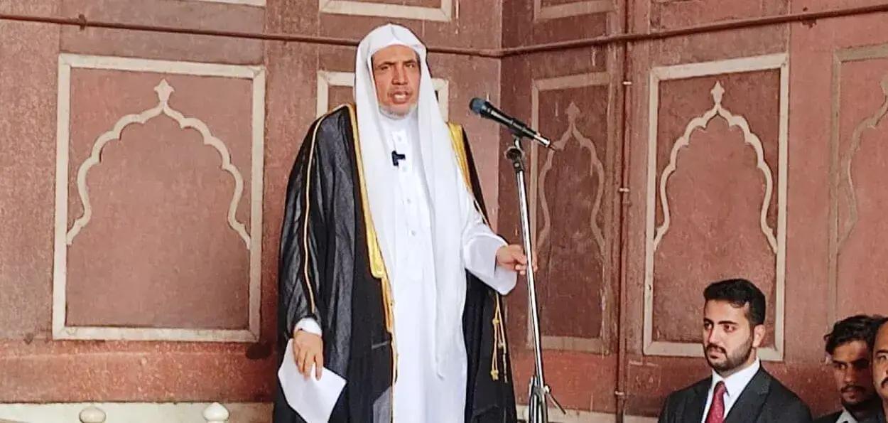 الدكتور العيسى: لا مكان للتطرف في الإسلام