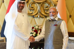 رئيس الوزراء مودي يجتمع مع سلطان الجابر الرئيس المعين لـ”كوب 28″ في الإمارات